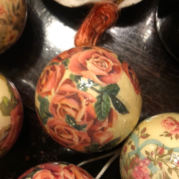 💎 Lux ornaments •🇮🇳Made in India 🇮🇳•8 total💎 - Picture 5 of 10